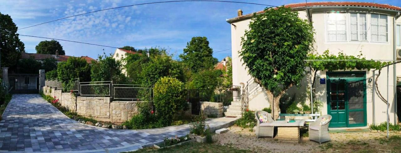 Apartment Nostalgija, Benkovac Exteriér fotografie